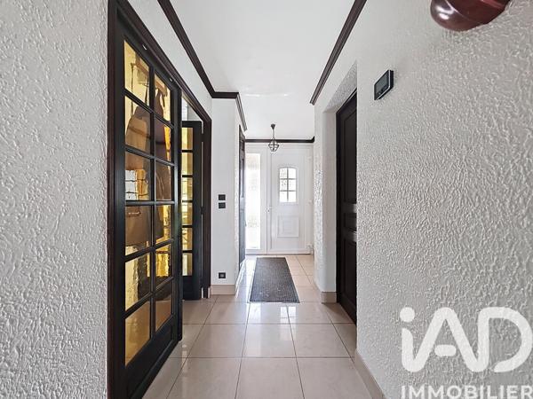 Maison à vendre 8 pièces 190 m² Brie-Comte-Robert