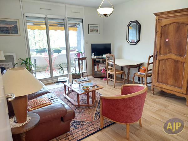 Location appartement Nantes : 1 284 € - AJP Immobilier Nantes Rond-Point de Rennes
