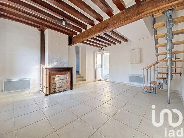 Appartement 3 pièces de 64 m² à Le Malesherbois (45330)