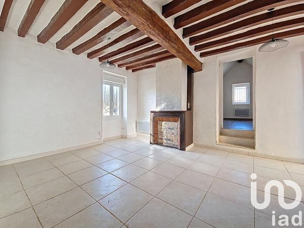 Appartement 3 pièces de 64 m² à Le Malesherbois (45330)