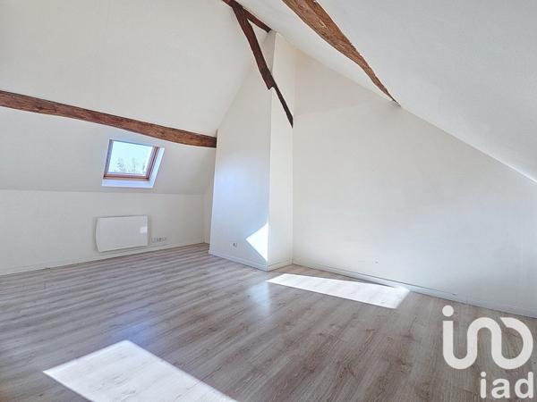 Appartement 3 pièces de 64 m² à Le Malesherbois (45330)