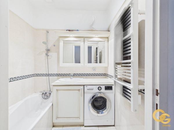 Appartement à CANNES (06400)