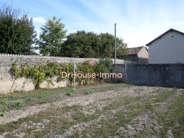 Terrain à vendre de 710 m²