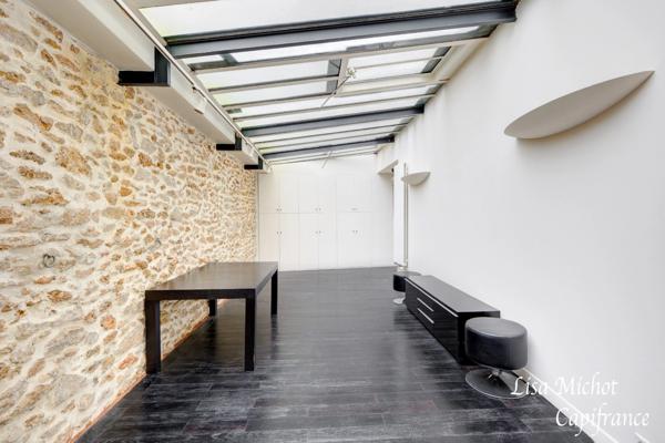 Ternes - Maillot, Local 3 pièces style atelier, bureau ou cabinet avec terrasse sans vis à vis