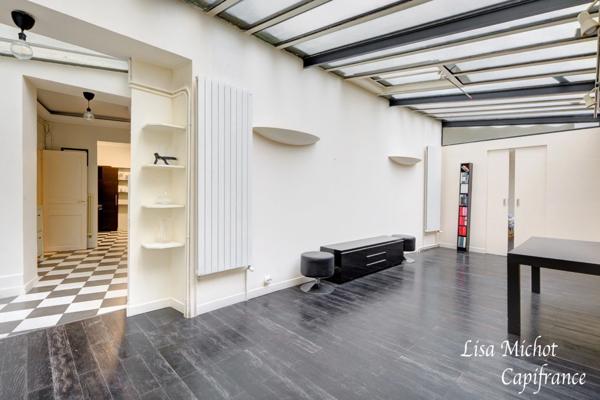 Ternes - Maillot, Local 3 pièces style atelier, bureau ou cabinet avec terrasse sans vis à vis