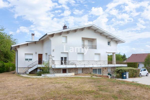 Appartement t2 avec cave et 2 stationnements - lot 9