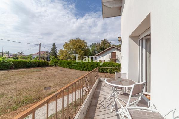 Appartement t2 avec cave et 2 stationnements - lot 9