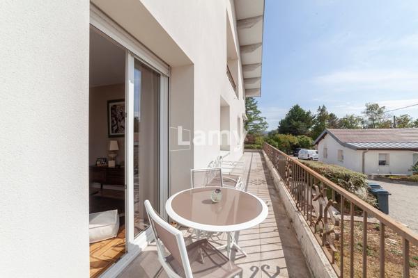 Appartement t2 avec cave et 2 stationnements - lot 9