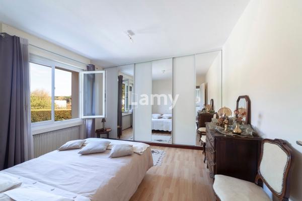 Appartement t2 avec cave et 2 stationnements - lot 9