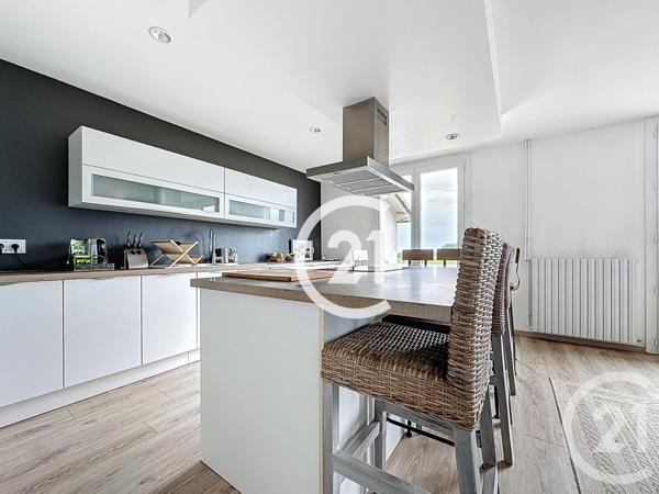 Maison à vendre  5 pièces - 140 m2 BOUTIERS ST TROJAN - 16