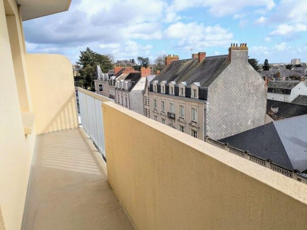 BEL APPARTEMENT 80M2 COEUR DE VILLE AVEC GARAGE PRIVATIF !!