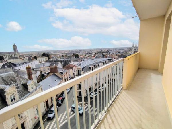 BEL APPARTEMENT 80M2 COEUR DE VILLE AVEC GARAGE PRIVATIF !!