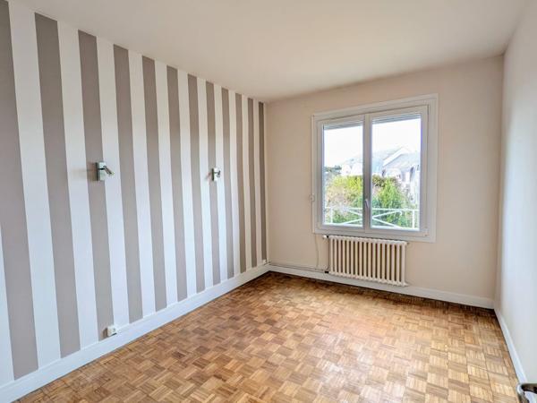 BEL APPARTEMENT 80M2 COEUR DE VILLE AVEC GARAGE PRIVATIF !!