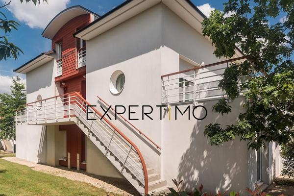 Nantes (44000) Beau T2 duplex meublé avec balcon 20 m² au 1er étage