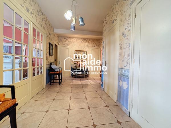 Vaste ensemble immobilier sur 1500 m²