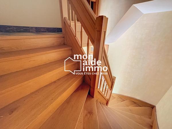 Vaste ensemble immobilier sur 1500 m²