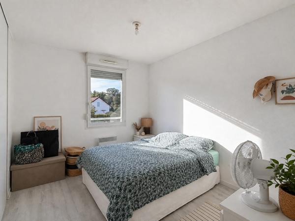 Appartement à vendre 2 pièces VILLE LA GRAND (74),Parking, Gardien, Proximité, Frontière, Gare