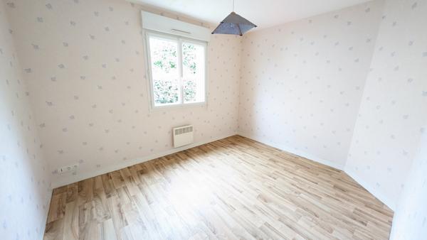 Janzé (35150) Rare à la vente – Maison plain-pied avec véranda et dépendances