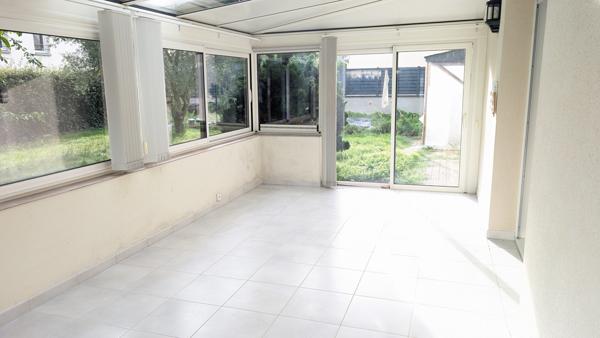 Janzé (35150) Rare à la vente – Maison plain-pied avec véranda et dépendances