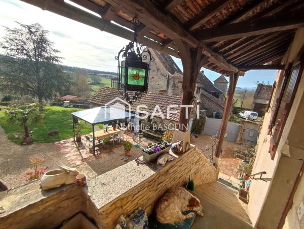 Demeure de caractère 200 m2 - 5 chambres. dépendances.