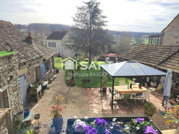 Demeure de caractère 200 m2 - 5 chambres. dépendances.