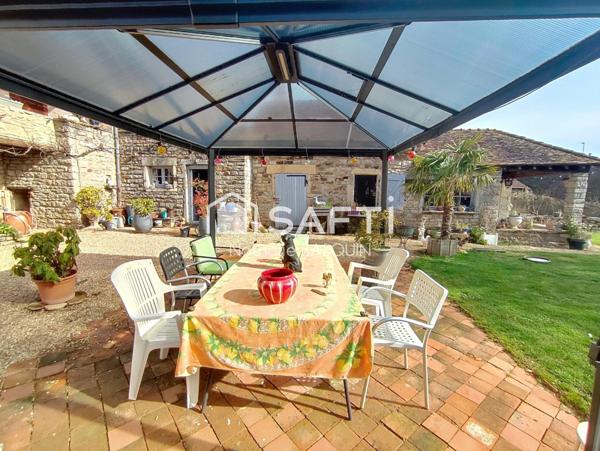 Demeure de caractère 200 m2 - 5 chambres. dépendances.