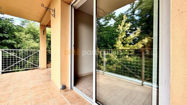 Vente
                Appartement66 m² - 3 Pièces -
                    MONTAUBAN (82000)