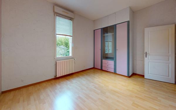 Maison à vendre    4 pièces • 92,85 m2 Bordeaux