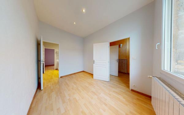 Maison à vendre    4 pièces • 92,85 m2 Bordeaux