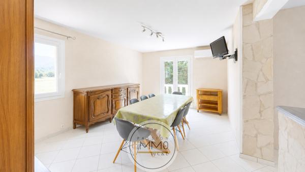 Maison 5 pièce(s) 4 chambre(s) 158 m²