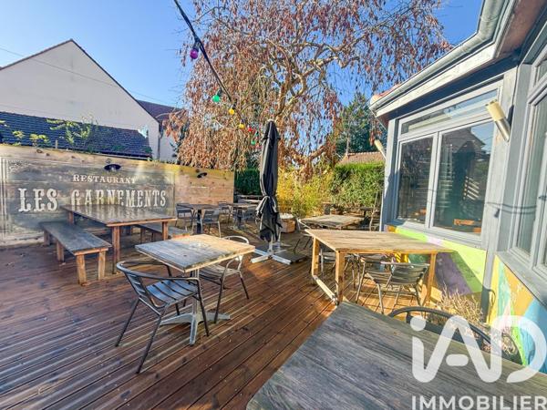 Immeuble à vendre 762 m² La Queue-les-Yvelines