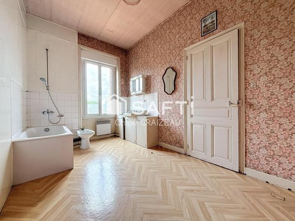 Maison de bourg, 130 m² habitables évolutifs