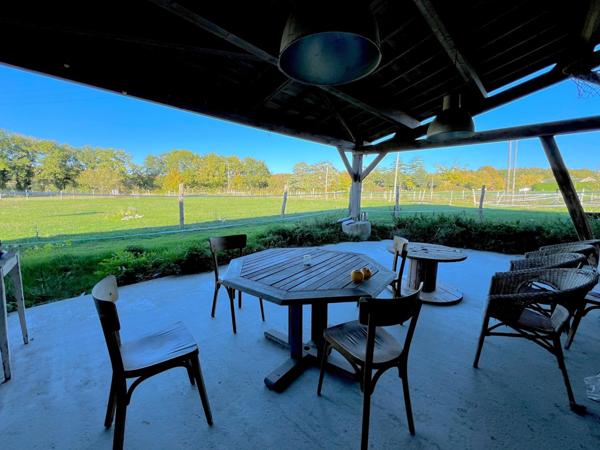 Maison ancienne pierres apparentes,très spacieuse