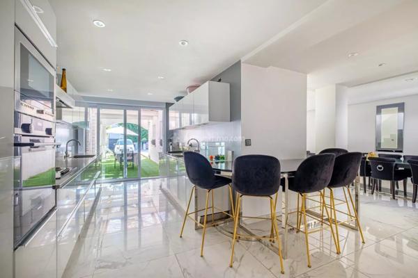 Vente Maison 6 pièces 150 m2 à Villeurbanne