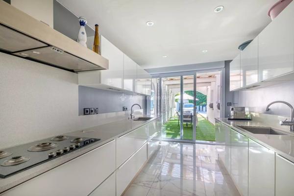 Vente Maison 6 pièces 150 m2 à Villeurbanne