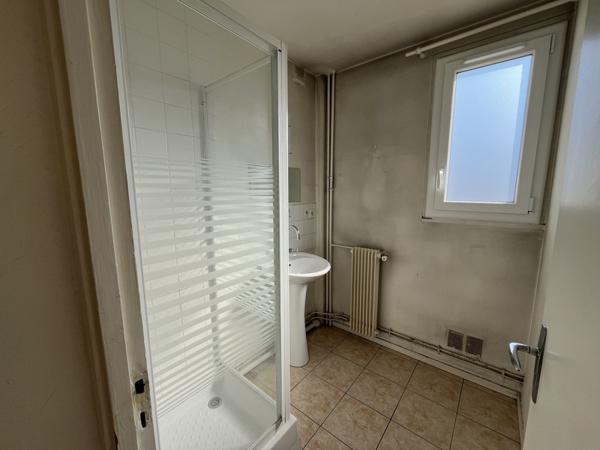 Appartement à vendre |  Les Clayes-sous-Bois |  2 pièces | 39 m²