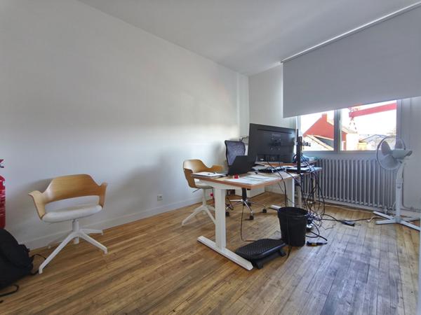 Maison 9 pièce(s) 4 chambre(s) 208.07 m²