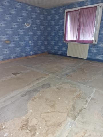 Dpt Vosges (88), à vendre secteur DARNEY - MAISON duplex P4 avec VERANDA et JARDINET