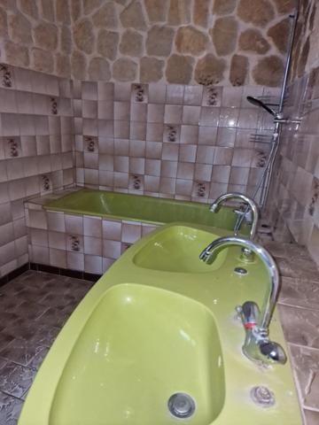 Dpt Vosges (88), à vendre secteur DARNEY - MAISON duplex P4 avec VERANDA et JARDINET