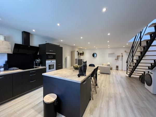 Maison à vendre |                                       Castres |                                        3 pièces  |  90 m²