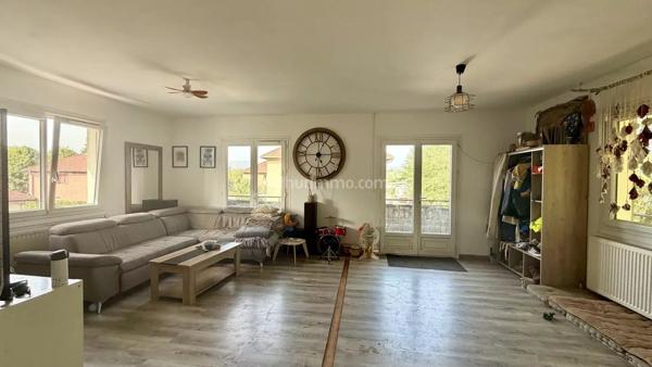 Vente                                                      Maison
                        
                     4 pièces                      97 m2                     à Les Avenières Veyrins-Thuellin
