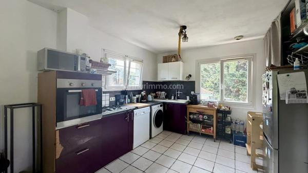 Vente                                                      Maison
                        
                     4 pièces                      97 m2                     à Les Avenières Veyrins-Thuellin