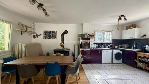 Vente                                                      Maison
                        
                     4 pièces                      97 m2                     à Les Avenières Veyrins-Thuellin