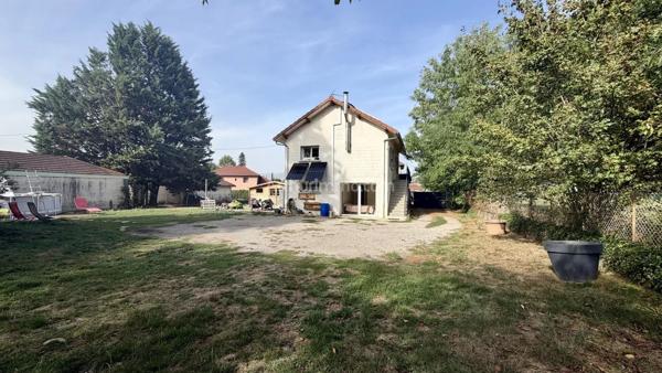 Vente                                                      Maison
                        
                     4 pièces                      97 m2                     à Les Avenières Veyrins-Thuellin