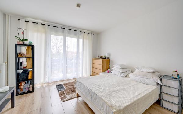 Appartement à vendre    1 pièce • 29,87 m2 Vigneux-sur-Seine