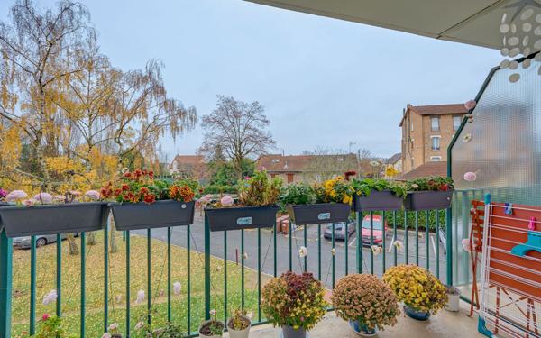 Appartement à vendre    1 pièce • 29,87 m2 Vigneux-sur-Seine