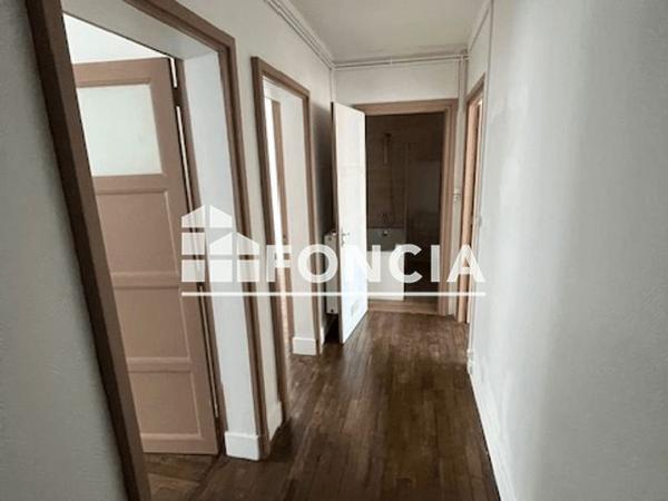 Location Appartement 3 pièces 57.1 m² - 25 RUE DE MANTOUE Charleville Mezieres 08000