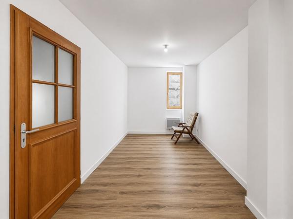 Appartement T2 rénové de 40 m² avec cave ? Centre-ville ? Faibles charges