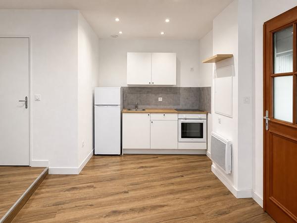 Appartement T2 rénové de 40 m² avec cave ? Centre-ville ? Faibles charges
