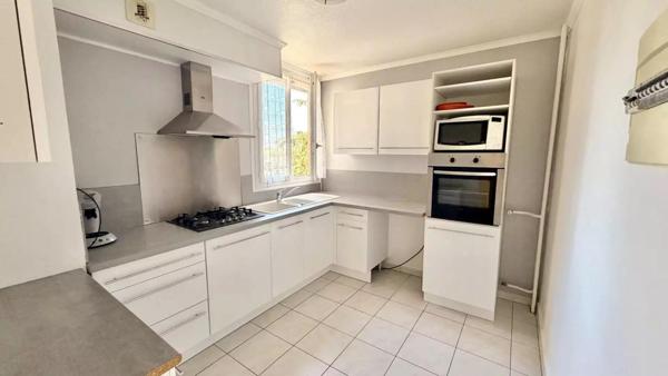 Appartement Vitrolles 4 pièce(s) 80 m2